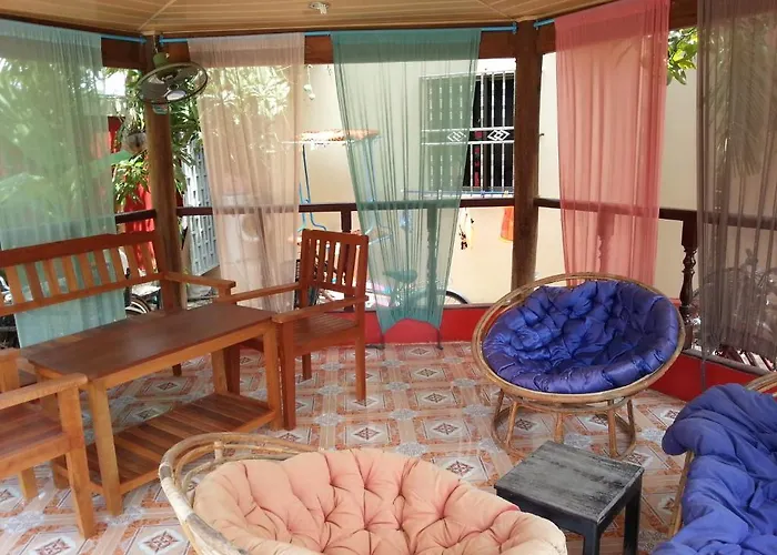 Outback Guesthouse & Restaurant